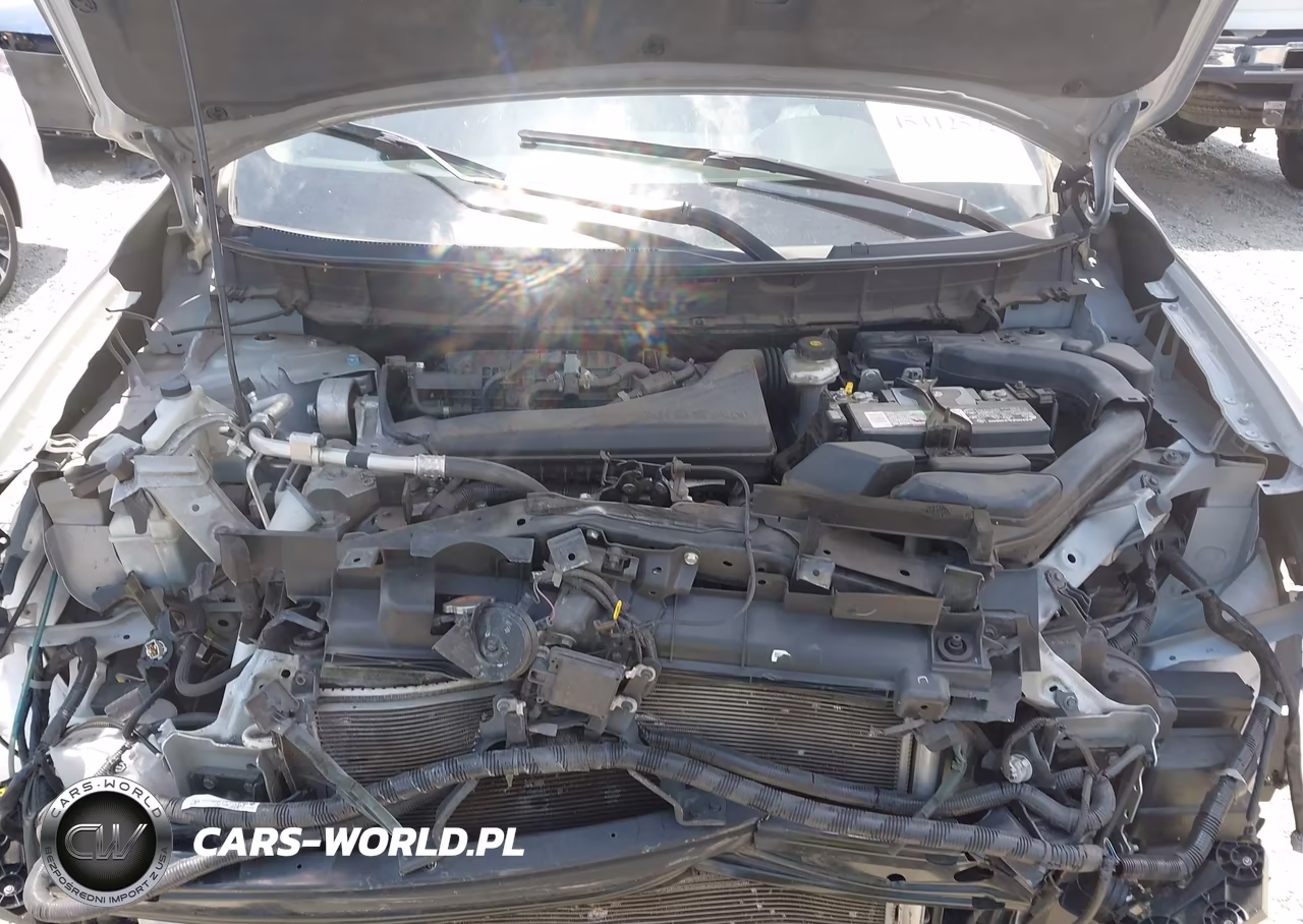 2019 Nissan Rogue S VIN:5N1AT2MT0KC814111 - 10