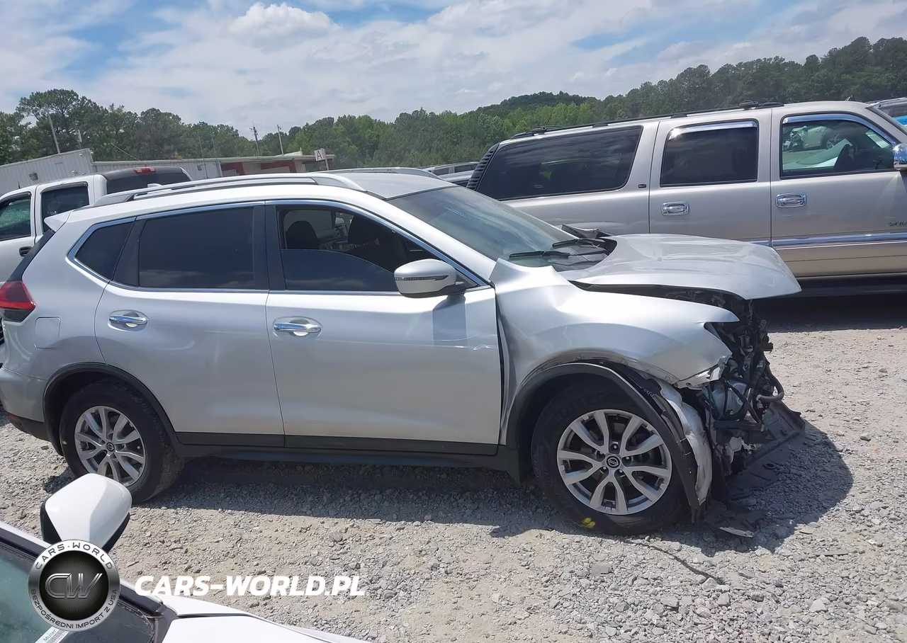 2019 Nissan Rogue S VIN:5N1AT2MT0KC814111 - 13