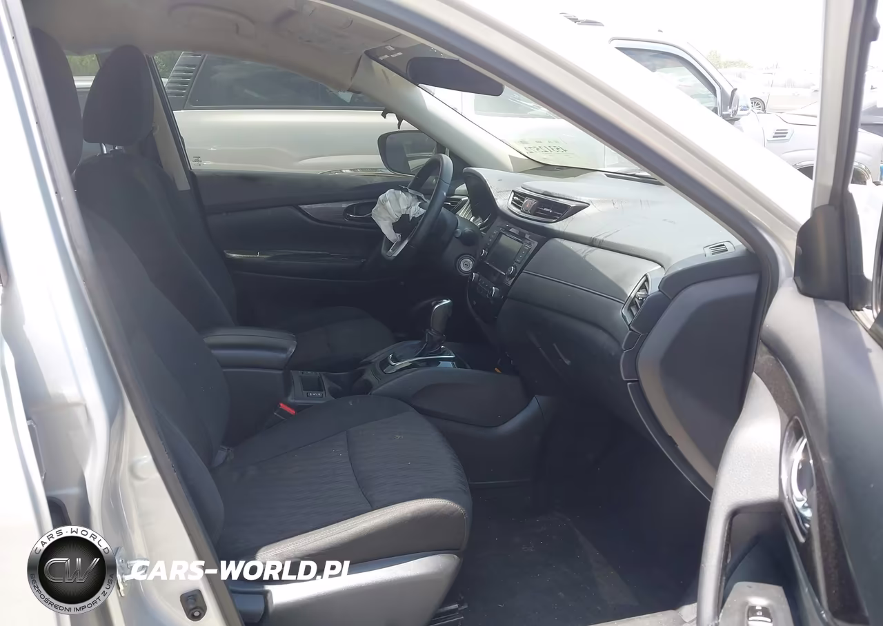 2019 Nissan Rogue S VIN:5N1AT2MT0KC814111 - 5