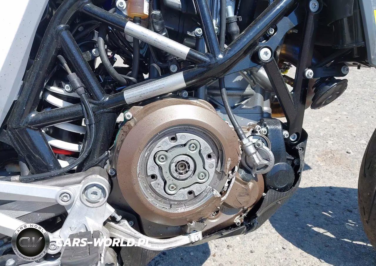 2022 Husqvarna Supermoto 701 VIN:VBKUSV404NM739910 - 14