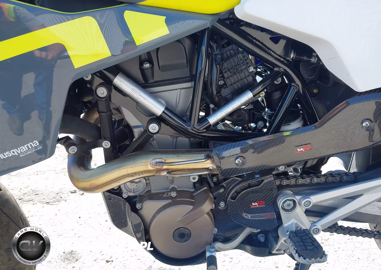 2022 Husqvarna Supermoto 701 VIN:VBKUSV404NM739910 - 9