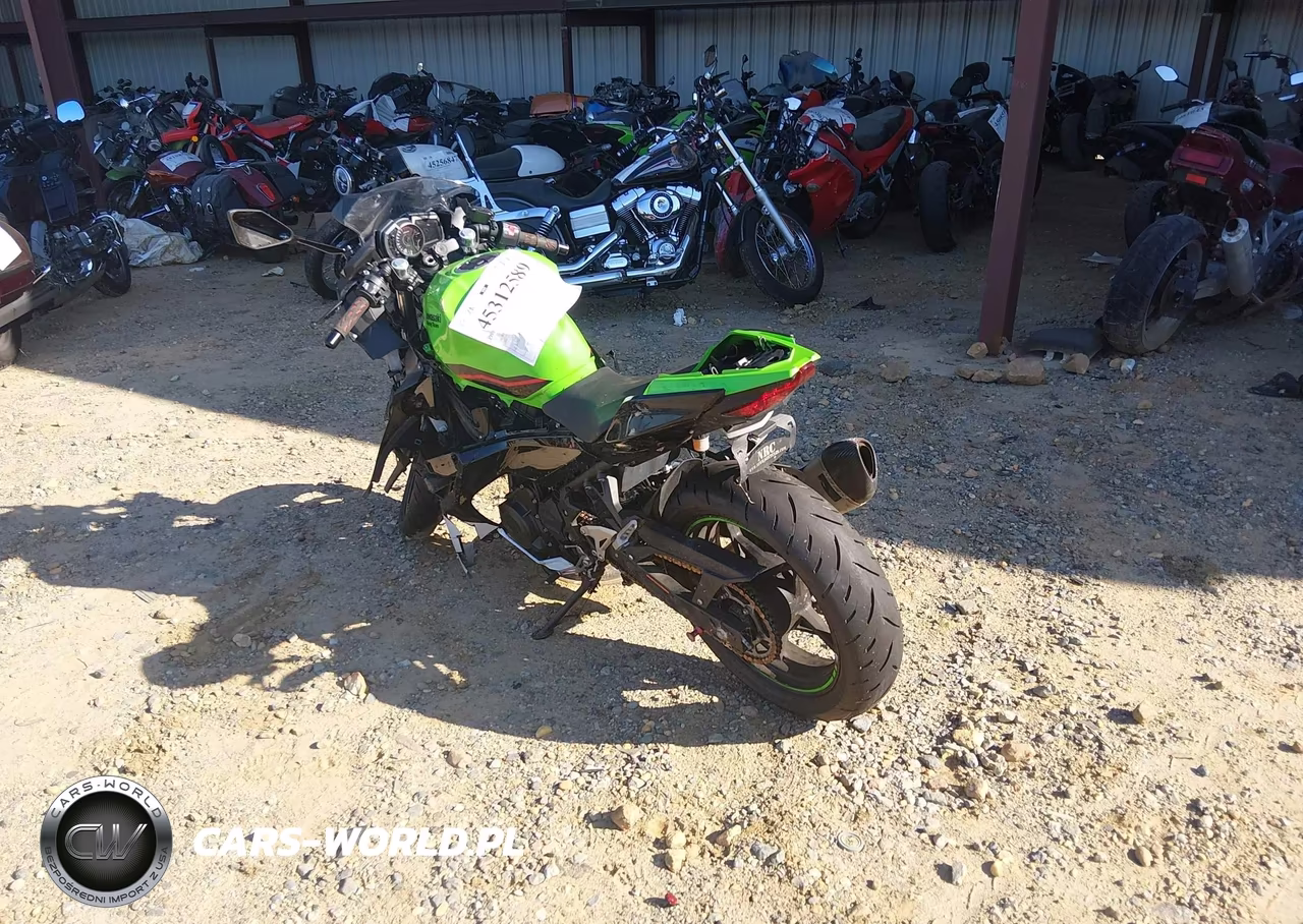 2022 Kawasaki Ex400 VIN:JKAEXKG14NDAG9813 - 3