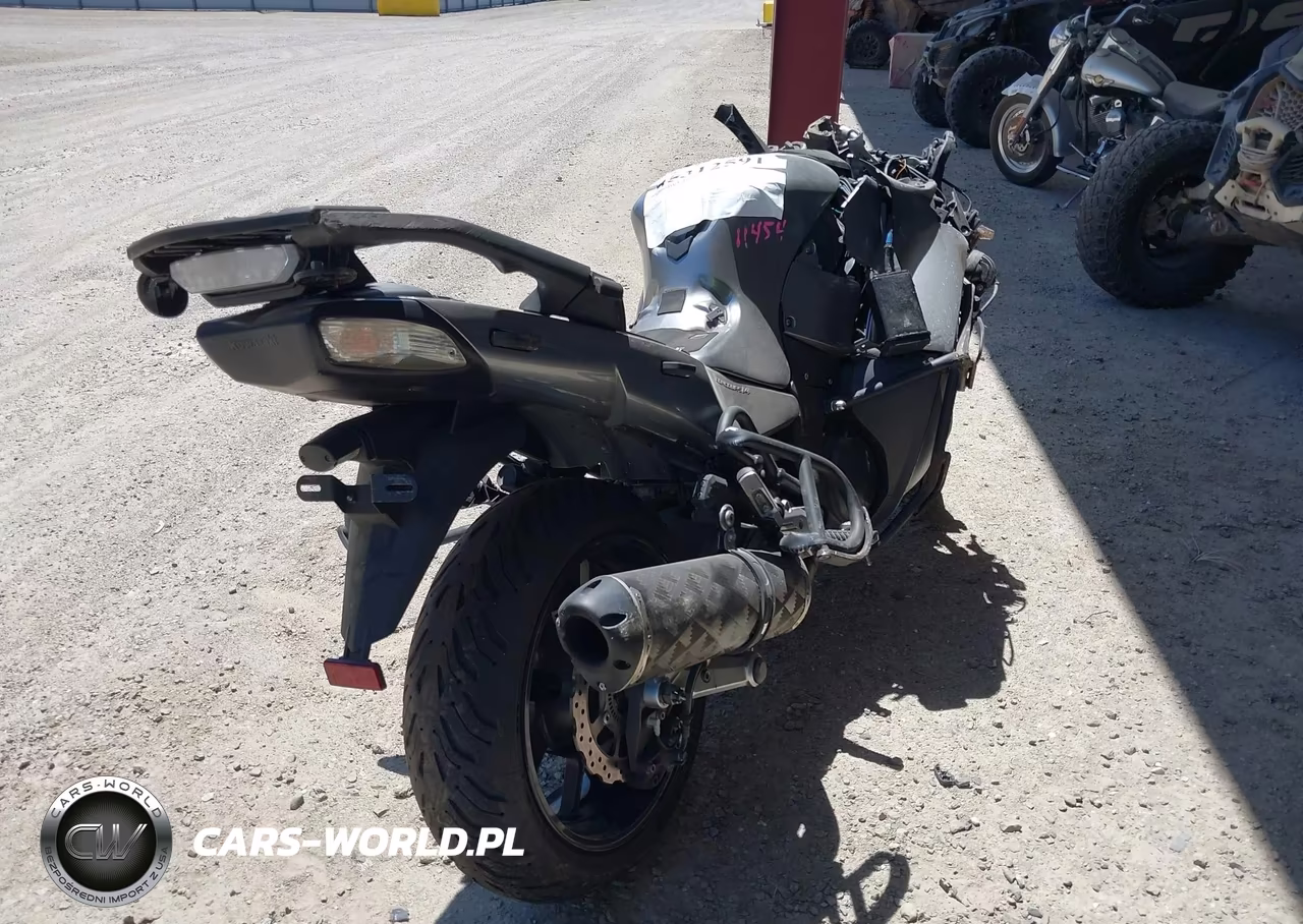2016 Kawasaki Zg1400 E VIN:JKBZGNE10GA004318 - 4