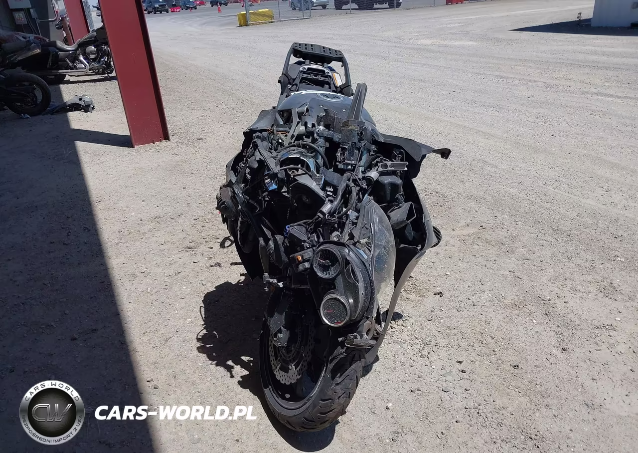 2016 Kawasaki Zg1400 E VIN:JKBZGNE10GA004318 - 5