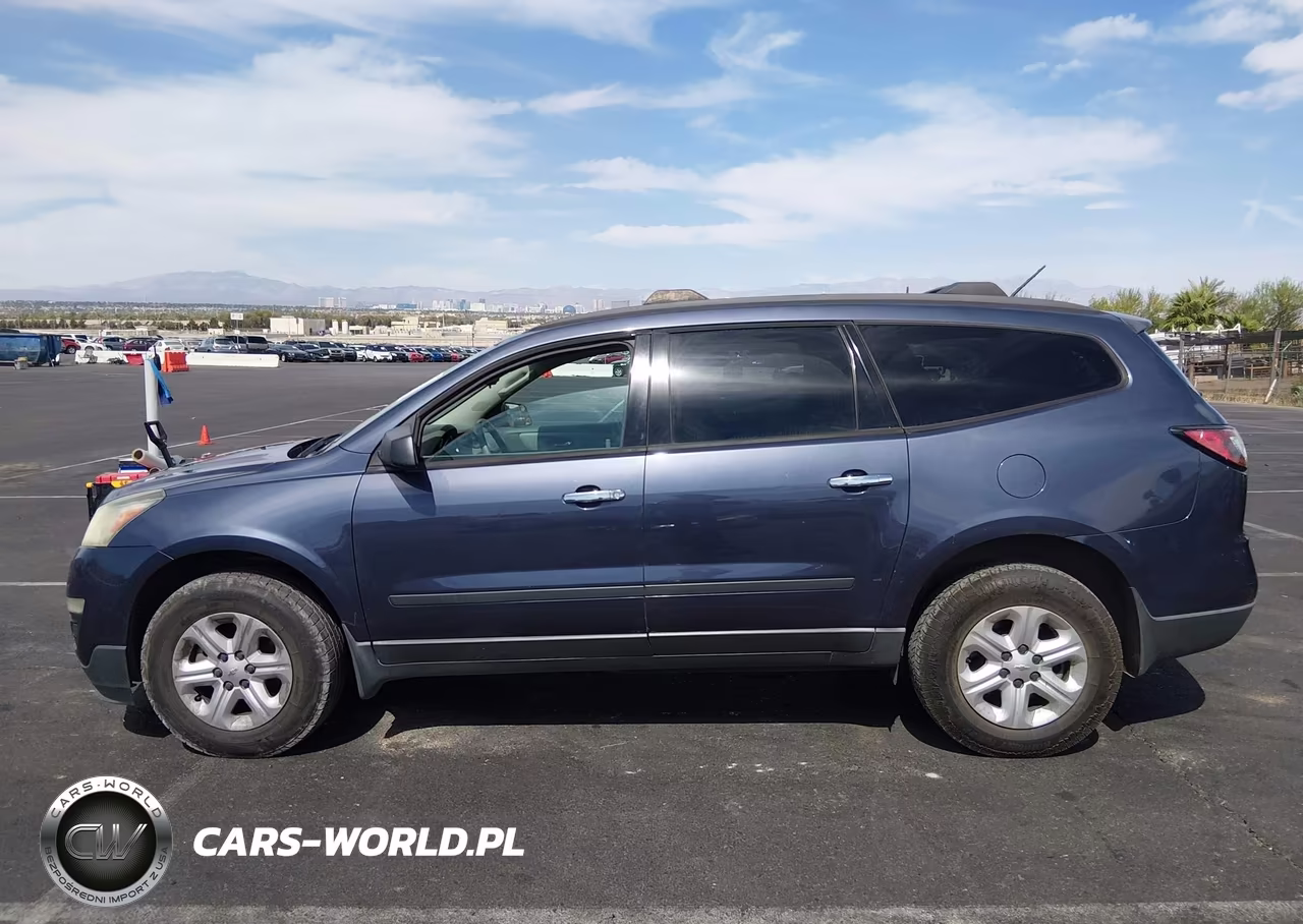 2014 Chevrolet Traverse Ls VIN:1GNKRFED0EJ139051 - 14