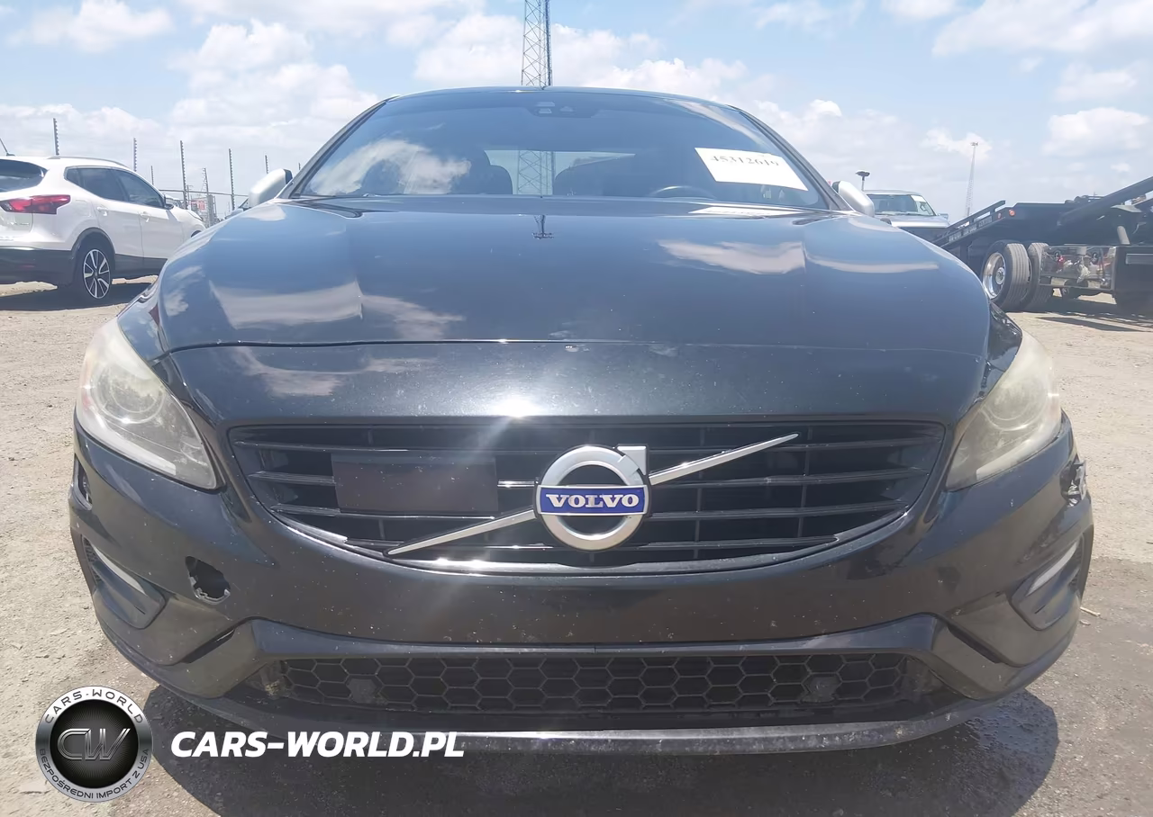 2017 Volvo S60 T6 R-Design Platinum VIN:YV149MTSXH2438627 - 6