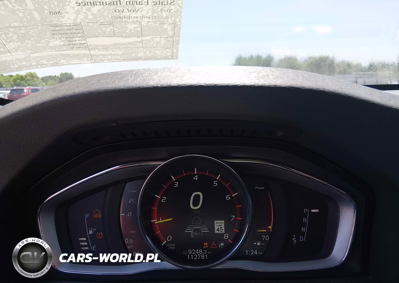 2017 Volvo S60 T6 R-Design Platinum VIN:YV149MTSXH2438627 - 7