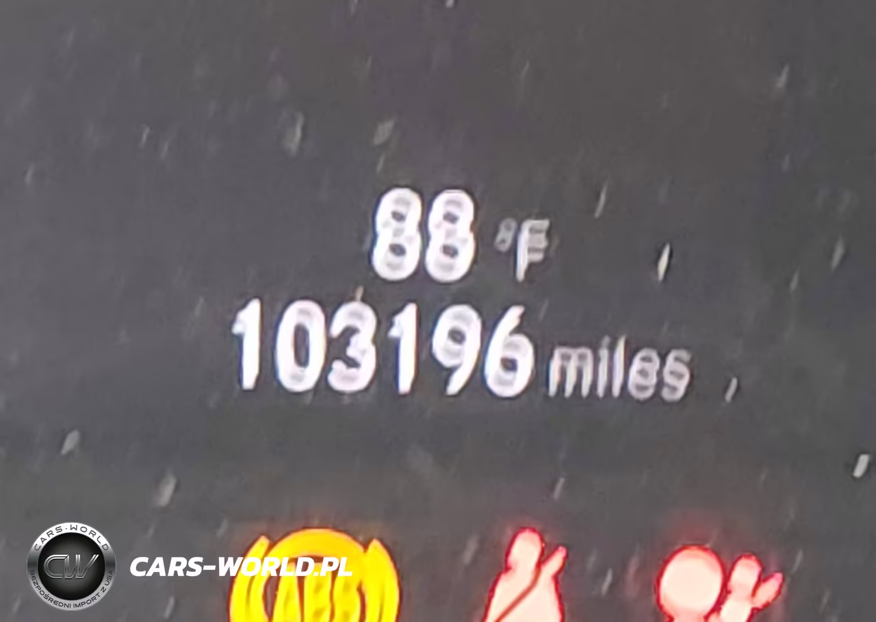 2018 Honda Accord Sport VIN:1HGCV1F30JA145378 - 15