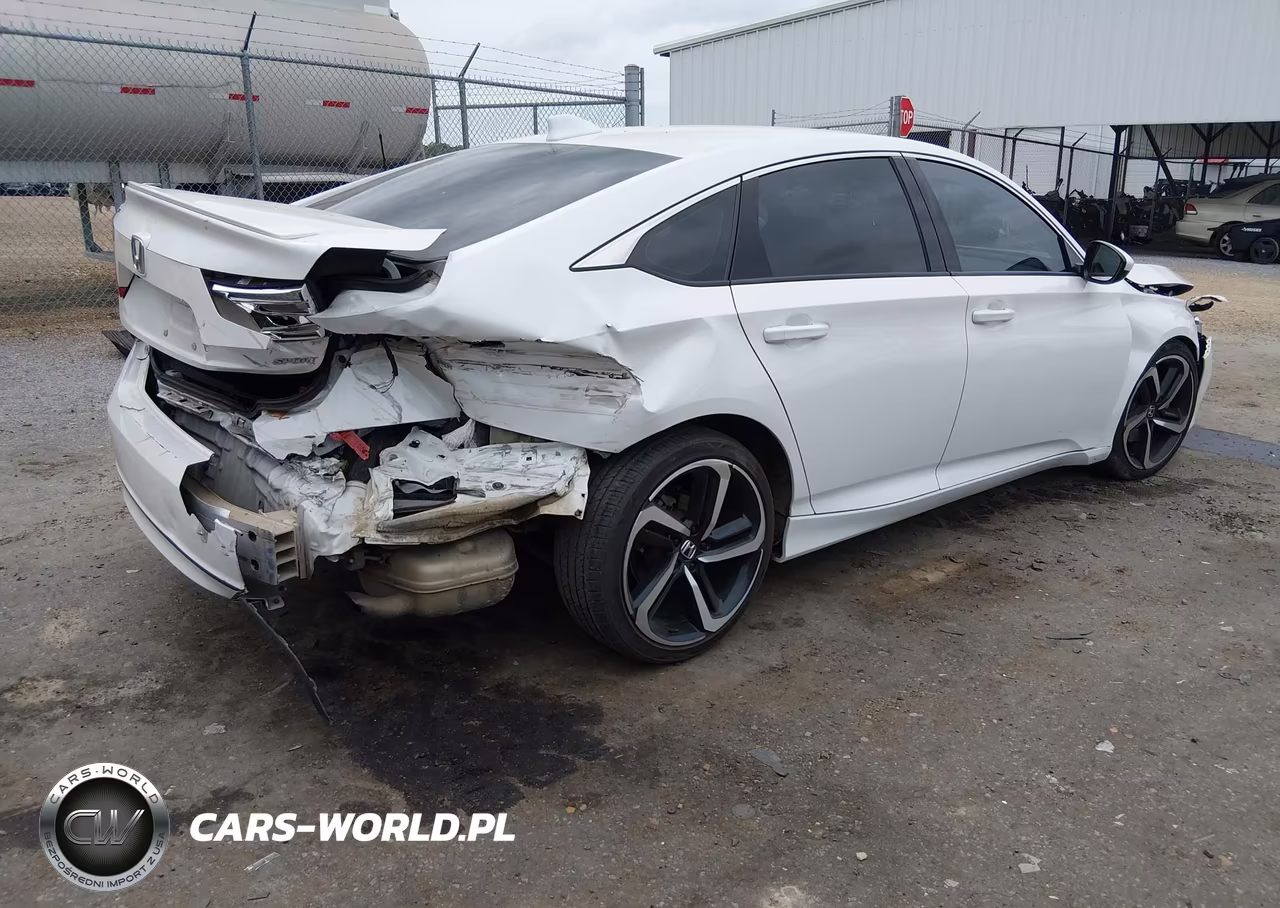 2018 Honda Accord Sport VIN:1HGCV1F30JA145378 - 4