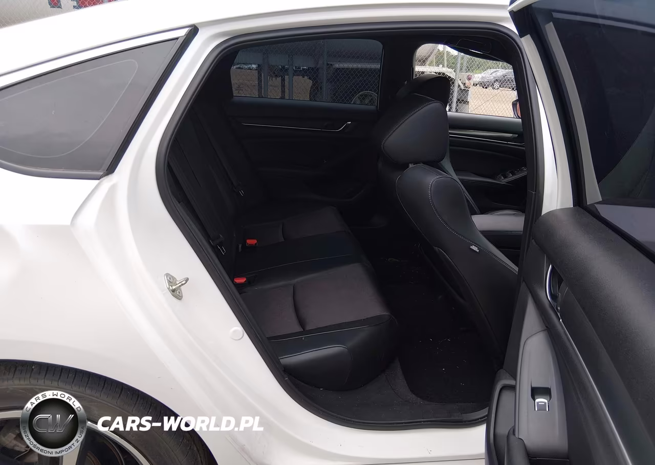 2018 Honda Accord Sport VIN:1HGCV1F30JA145378 - 8