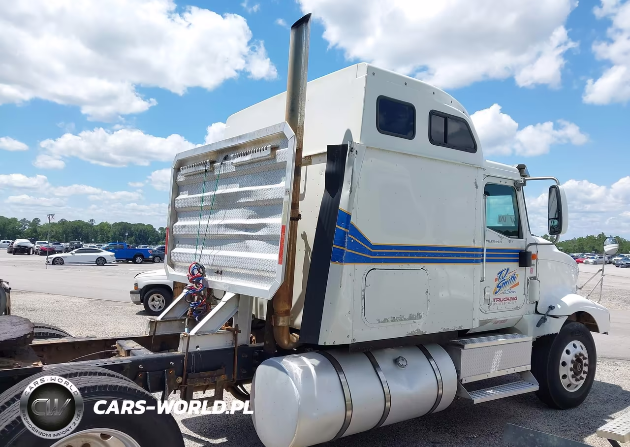 2005 International 9400 9400I VIN:2HSCNSBR65C153348 - 13