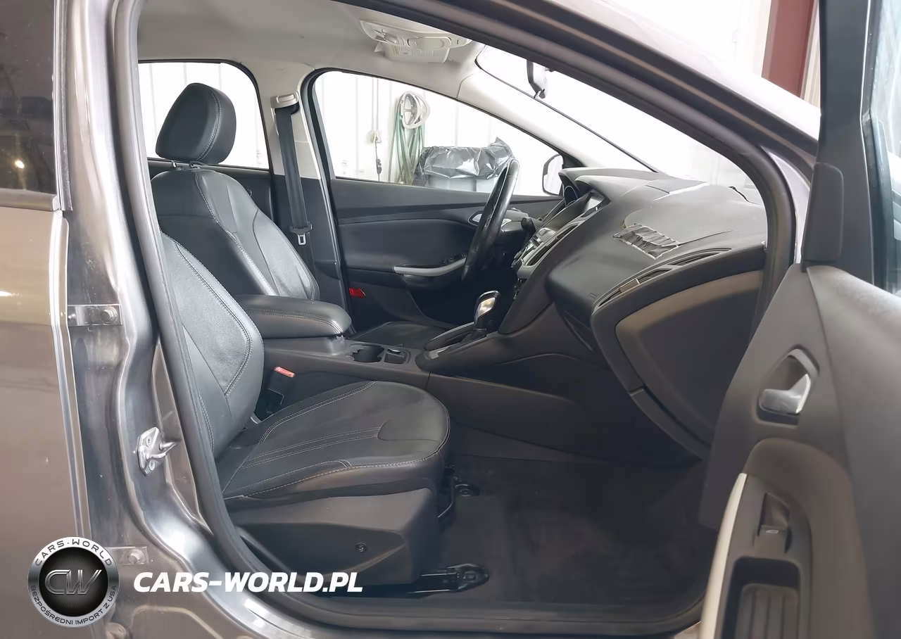 2013 Ford Focus Se VIN:1FADP3F29DL244876 - 5