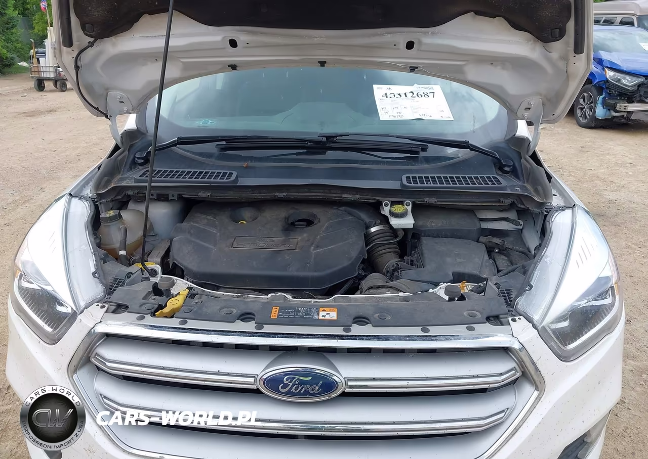 2018 Ford Escape Titanium VIN:1FMCU9J92JUD34863 - 10