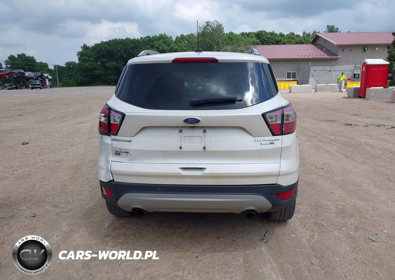 2018 Ford Escape Titanium VIN:1FMCU9J92JUD34863 - 16