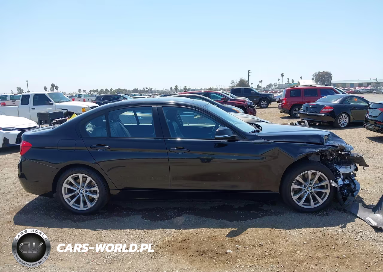 2018 BMW 320I VIN:WBA8A9C55JK622849 - 13