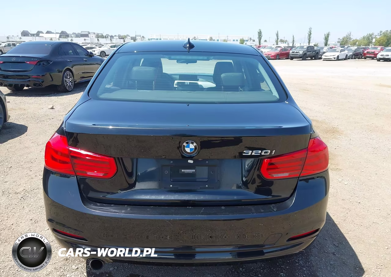 2018 BMW 320I VIN:WBA8A9C55JK622849 - 16