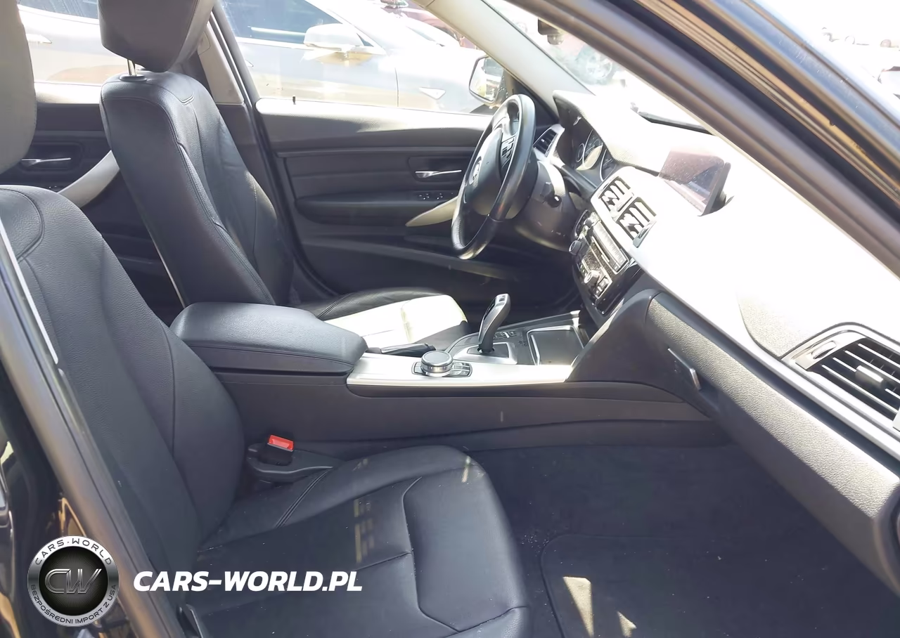 2018 BMW 320I VIN:WBA8A9C55JK622849 - 5
