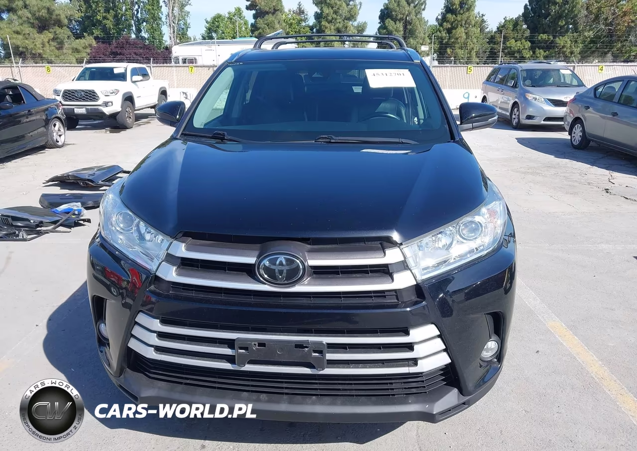 2019 Toyota Highlander Xle VIN:5TDJZRFH9KS581347 - 13