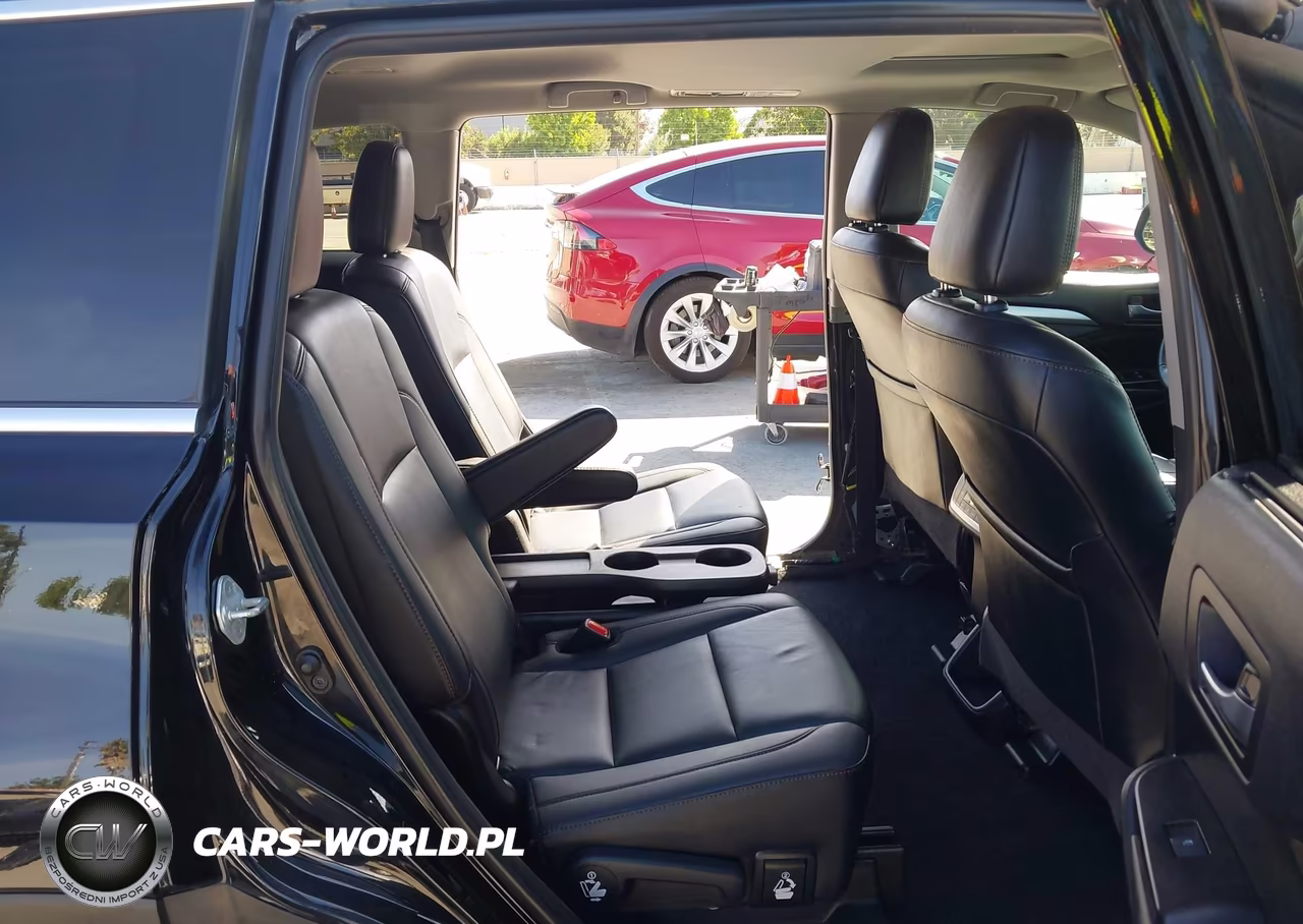 2019 Toyota Highlander Xle VIN:5TDJZRFH9KS581347 - 8
