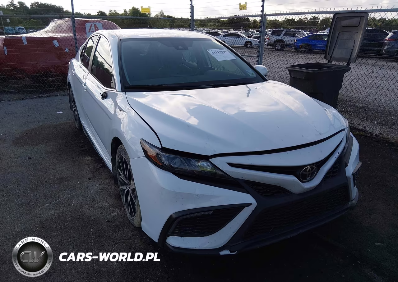 2022 Toyota Camry Se – zdjęcie 1 z 16