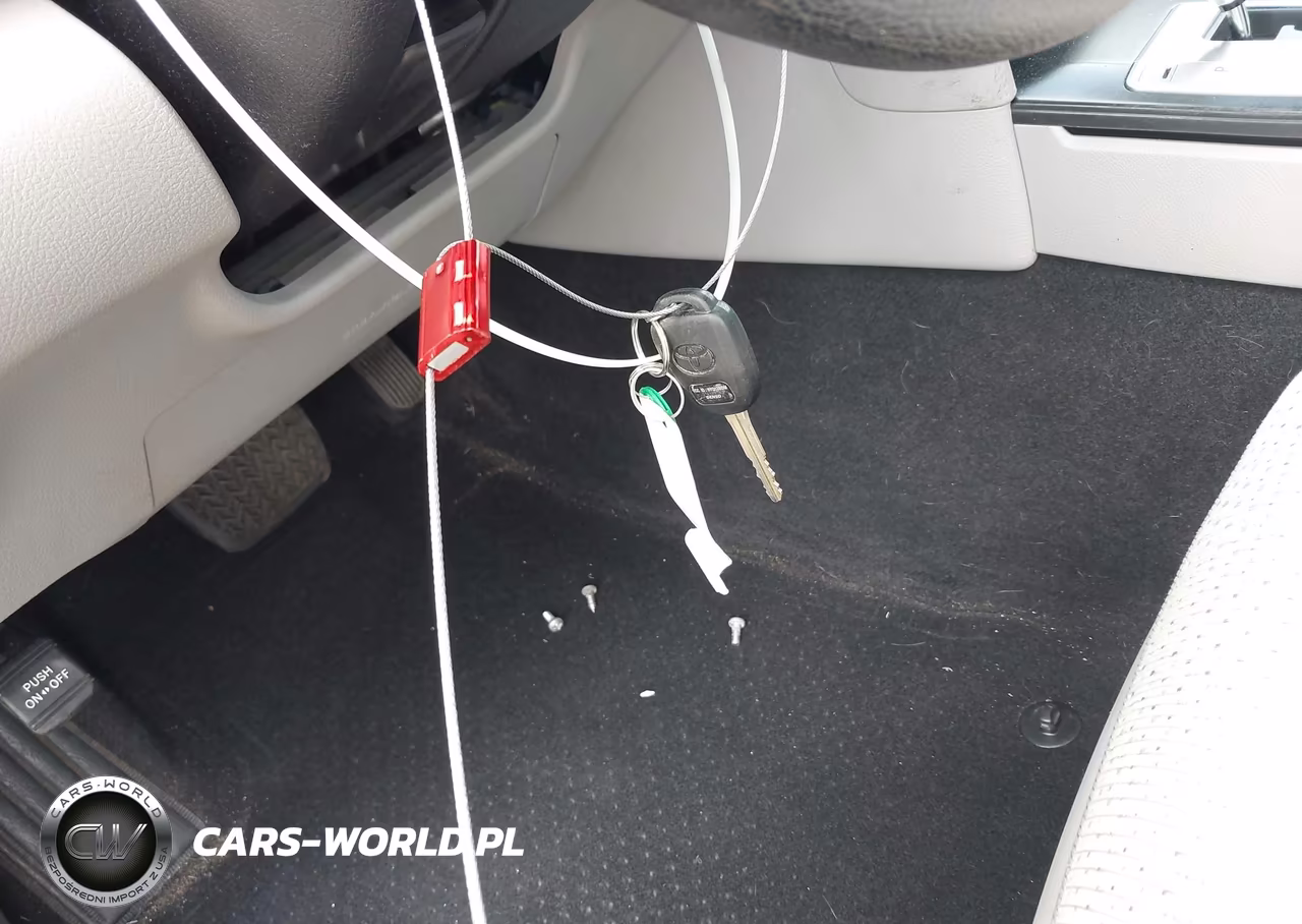 2014 Toyota Camry Le VIN:4T4BF1FK3ER430726 - 11