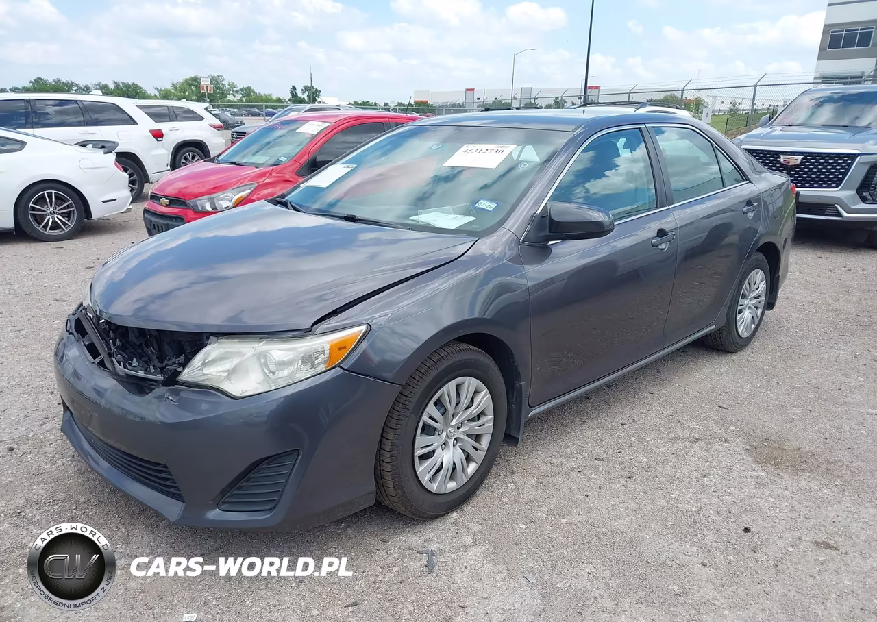 2014 Toyota Camry Le VIN:4T4BF1FK3ER430726 - 2