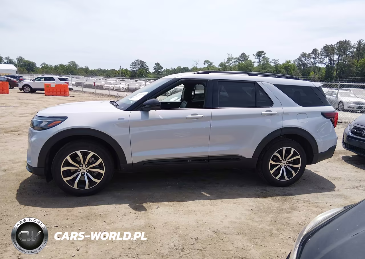 2026 Ford Explorer St-Line VIN:1FMUK8KH8TGA56109 - 14