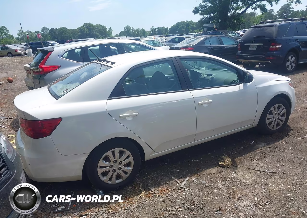 2013 Kia Forte Ex VIN:KNAFU4A21D5724839 - 4