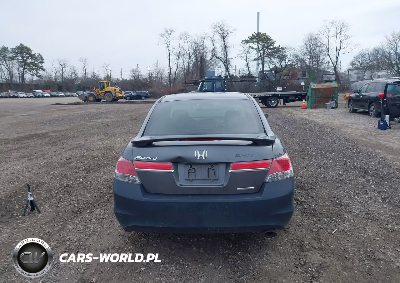 HONDA ACCORD VIN:1HGCP2F68CA022330 - 16