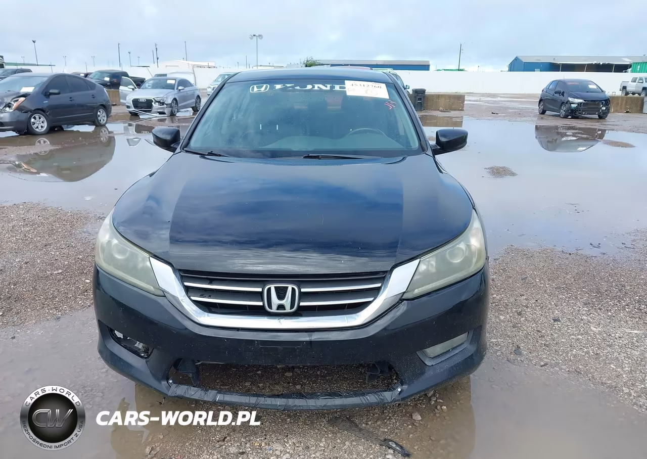 2015 Honda Accord Sport VIN:1HGCR2F52FA138354 - 12