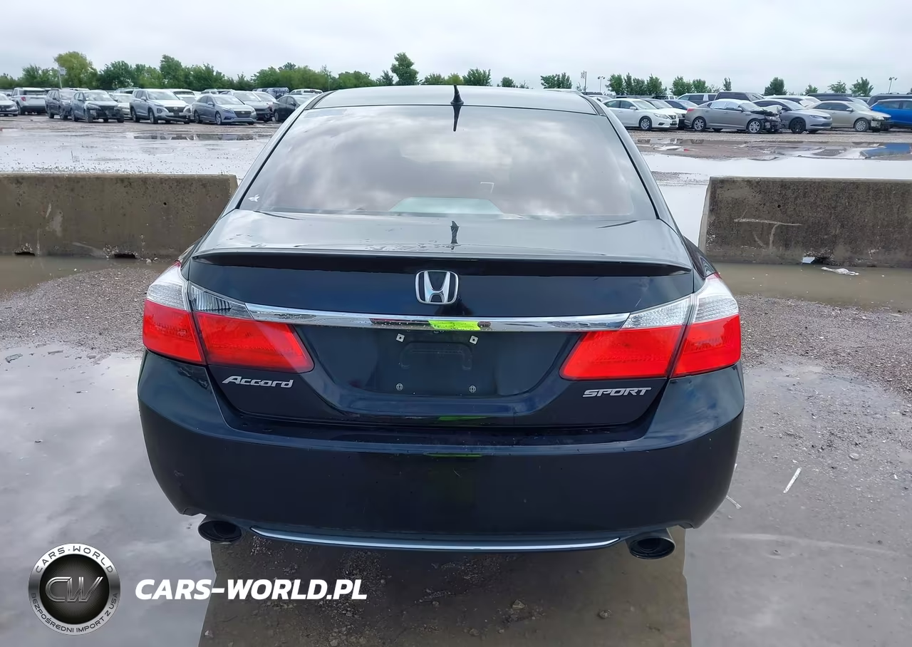 2015 Honda Accord Sport VIN:1HGCR2F52FA138354 - 16