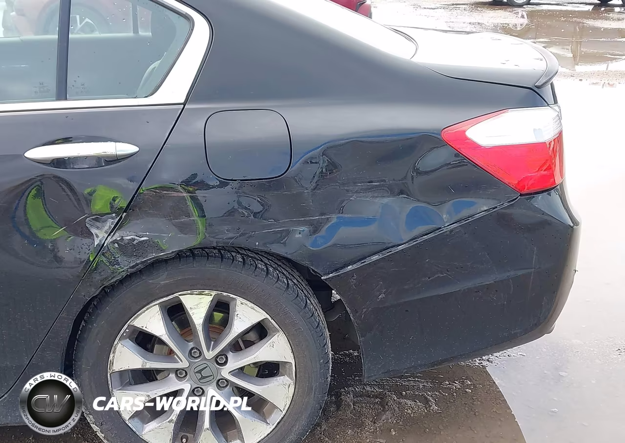 2015 Honda Accord Sport VIN:1HGCR2F52FA138354 - 6