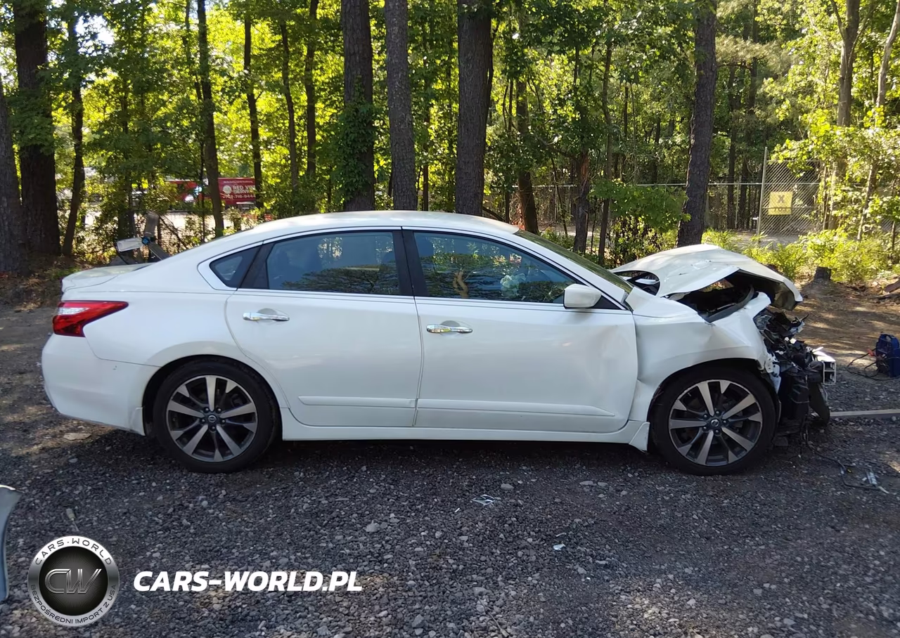 2016 Nissan Altima 2.5 Sr VIN:1N4AL3AP1GC178247 - 13