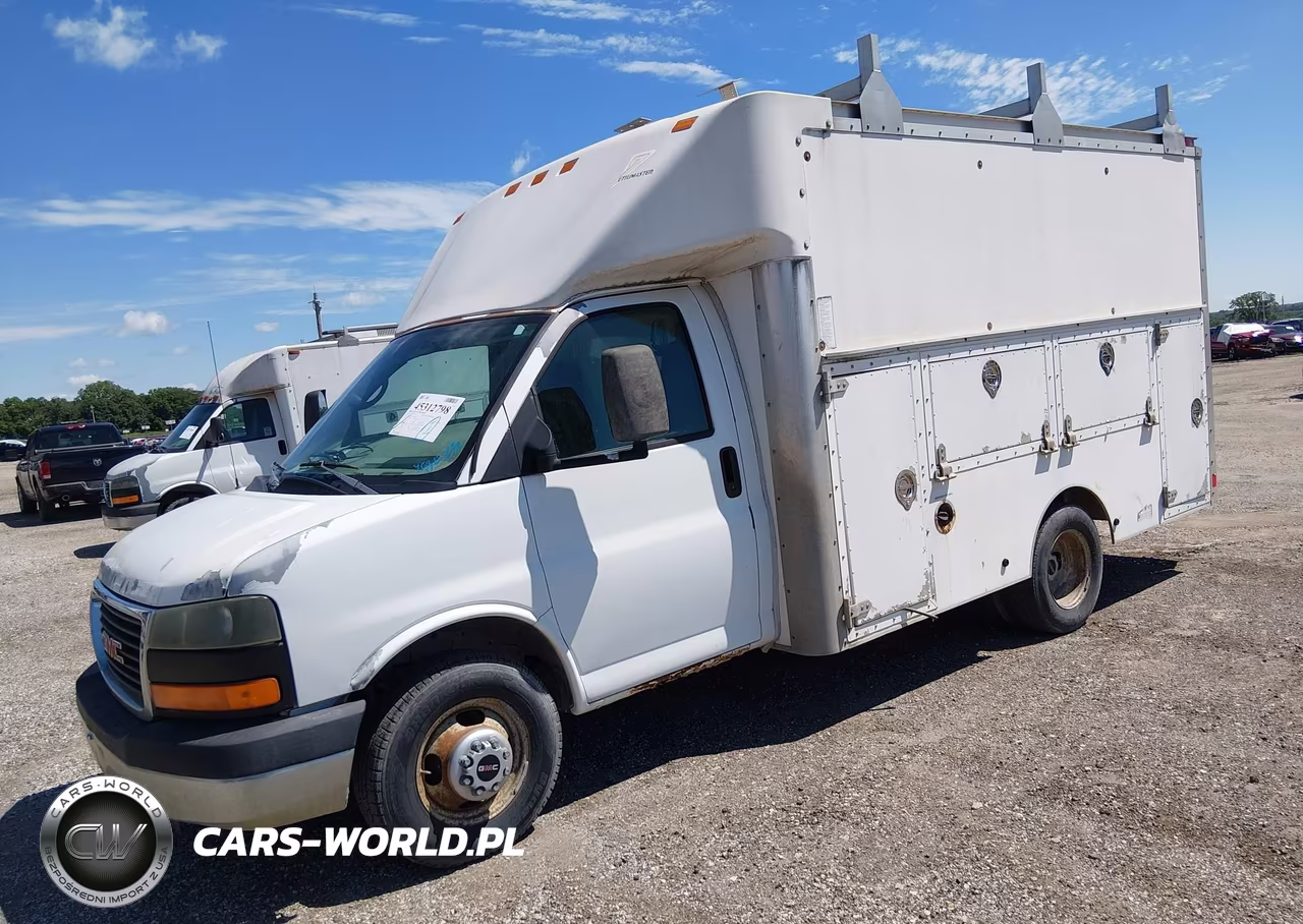 2005 GMC Savana Cutaway Standard W-C7L-C7N VIN:1GDJG31U451246601 - 2
