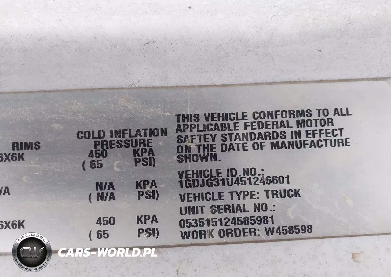 2005 GMC Savana Cutaway Standard W-C7L-C7N VIN:1GDJG31U451246601 - 8