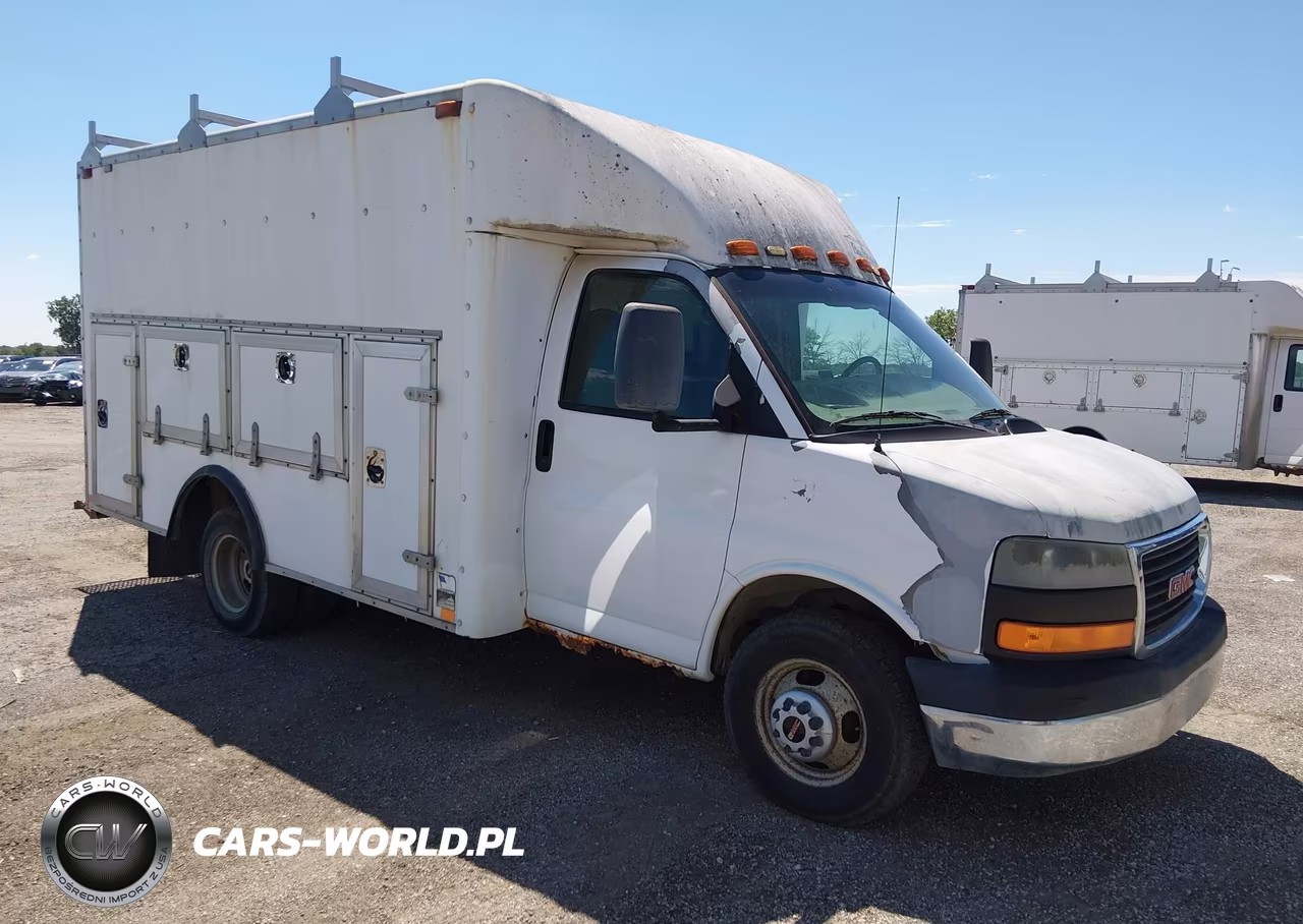 2006 GMC Savana Cutaway Work Van