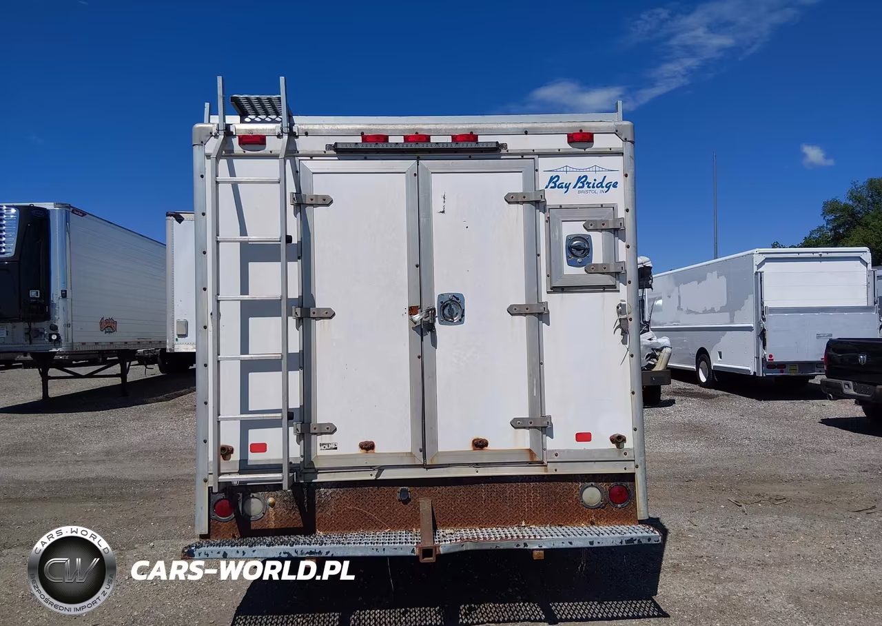 2006 GMC Savana Cutaway Work Van VIN:1GDJG31U061107082 - 14