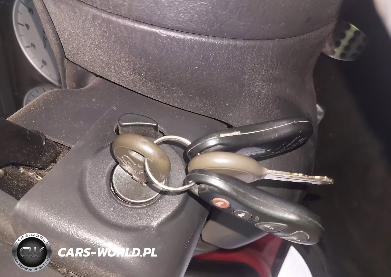 2005 Dodge Srt4 VIN:1B3ES66S95D206642 - 11