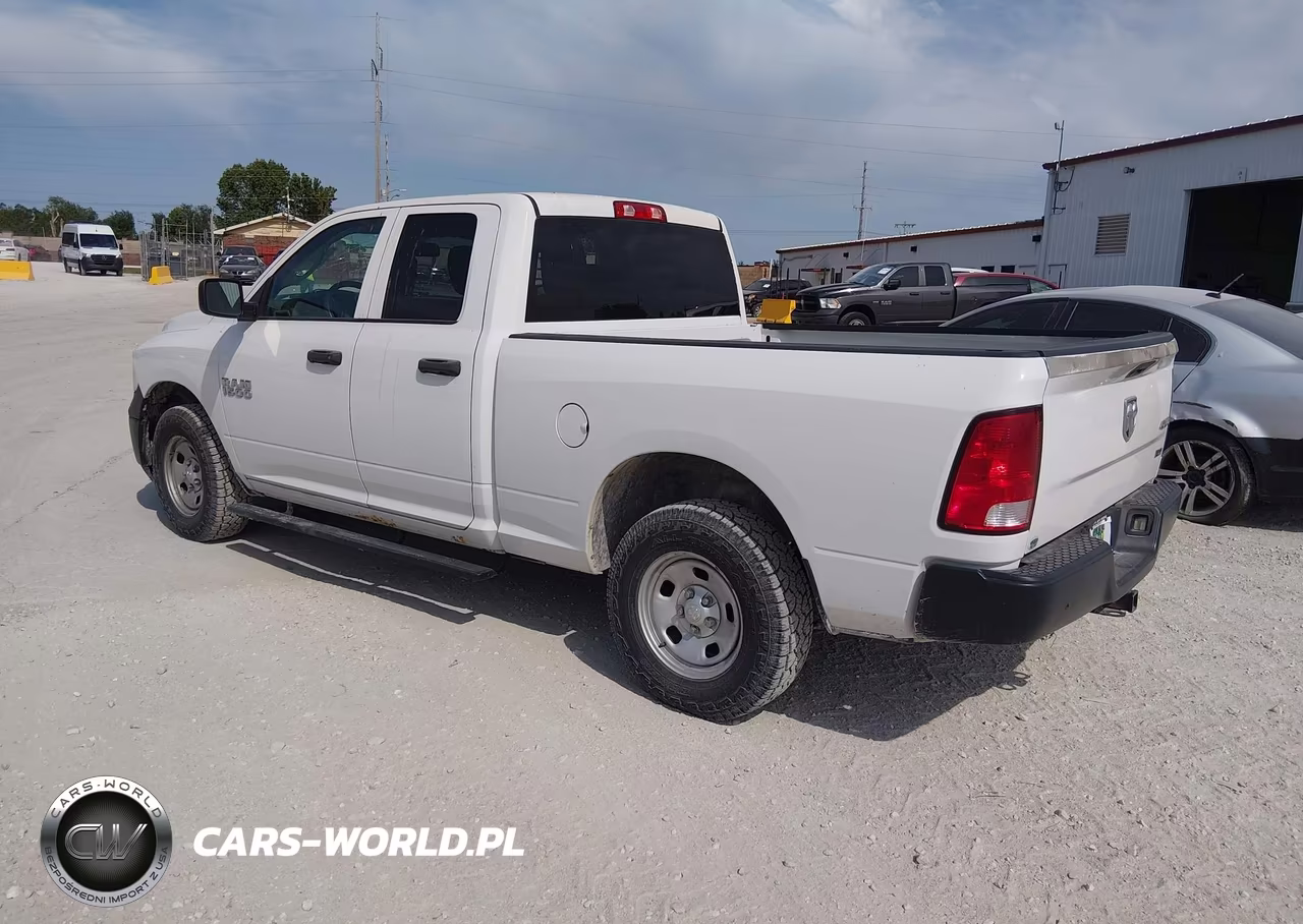 2018 Ram 1500 Tradesman 4X4 6'4 Box VIN:1C6RR7FG2JS152160 - 3