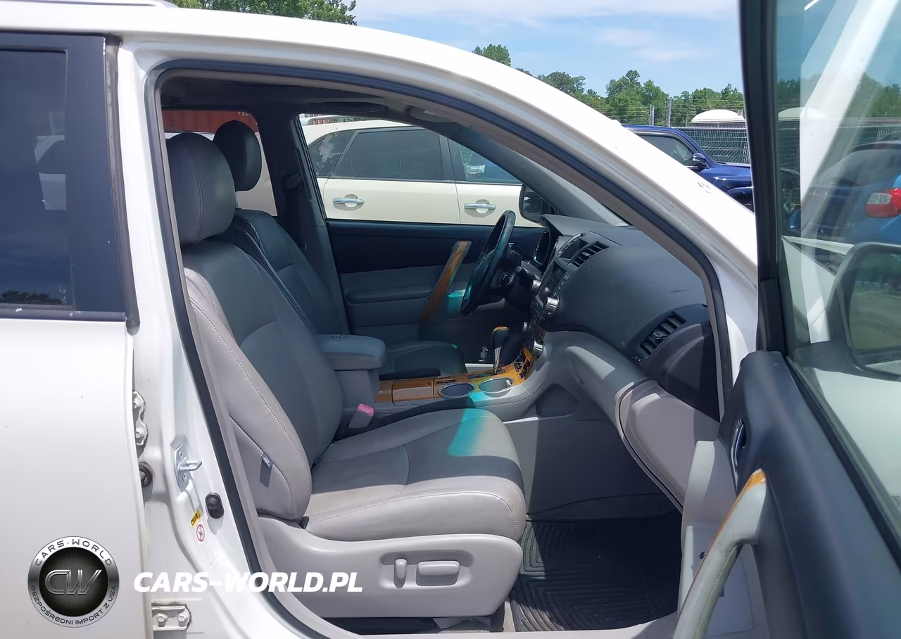 2010 Toyota Highlander Hybrid Limited V6 VIN:JTEJW3EHXA2045791 - 5