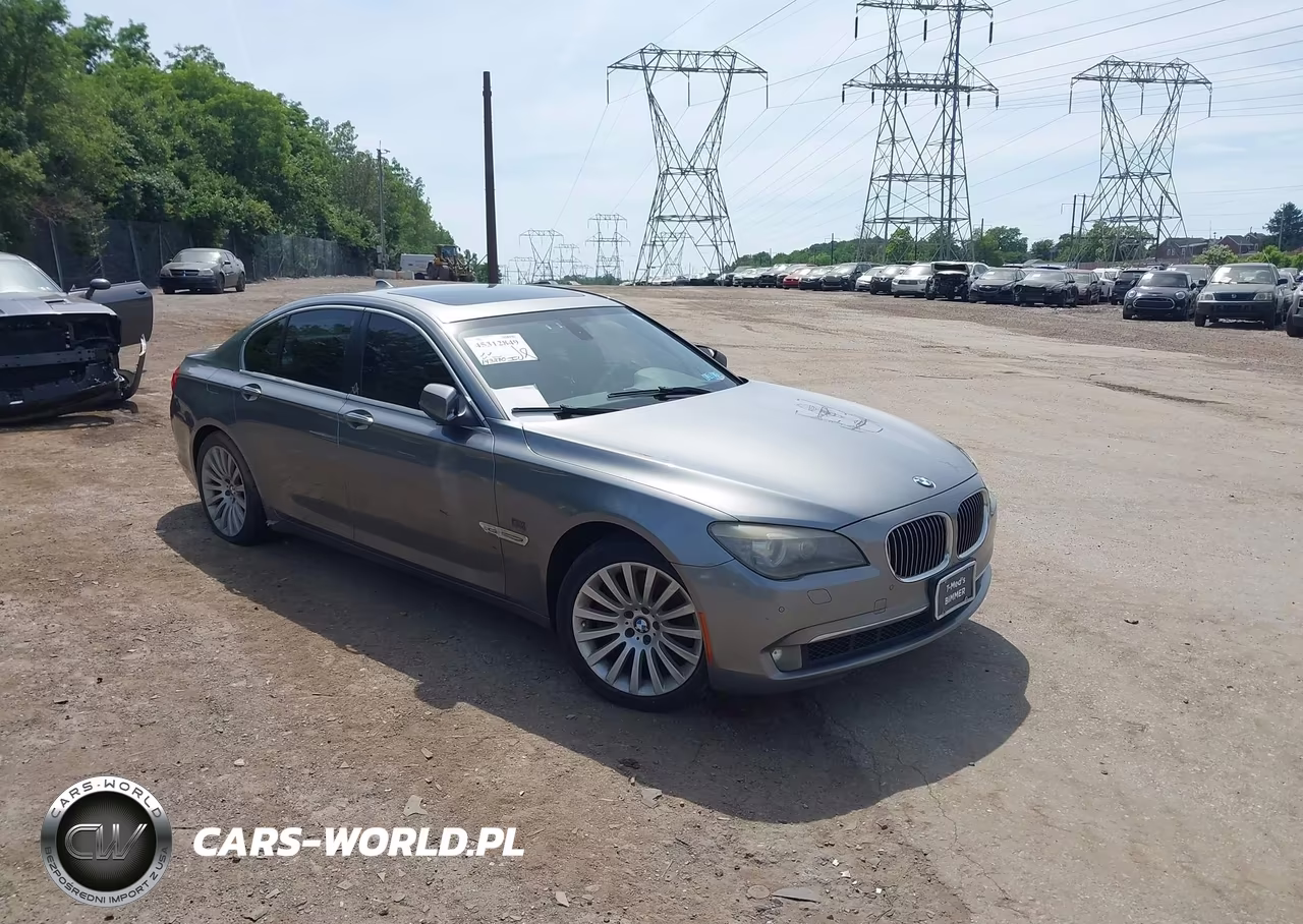 2012 BMW 750I xDrive
