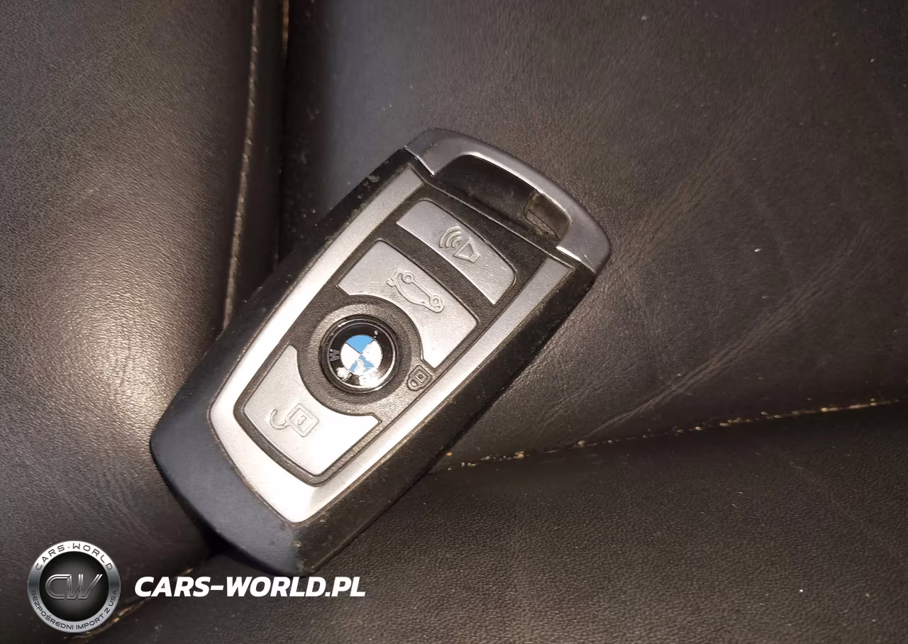 2012 BMW 750I xDrive VIN:WBAKC6C54CC397173 - 11