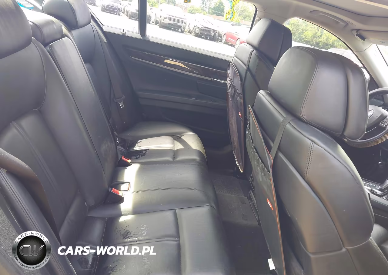 2012 BMW 750I xDrive VIN:WBAKC6C54CC397173 - 8