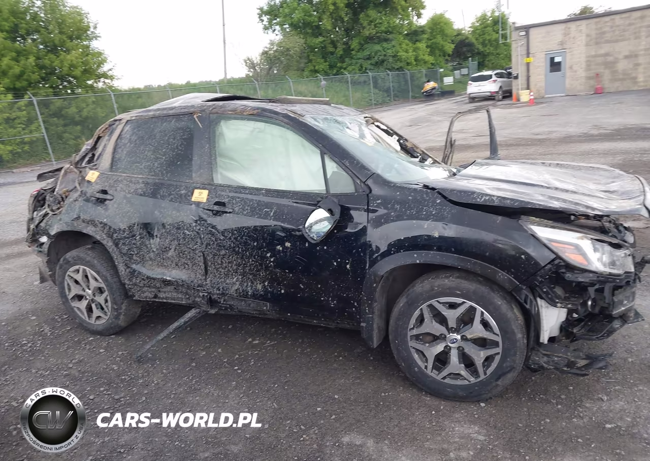 2020 Subaru Forester Premium VIN:JF2SKAJCXLH510347 - 12
