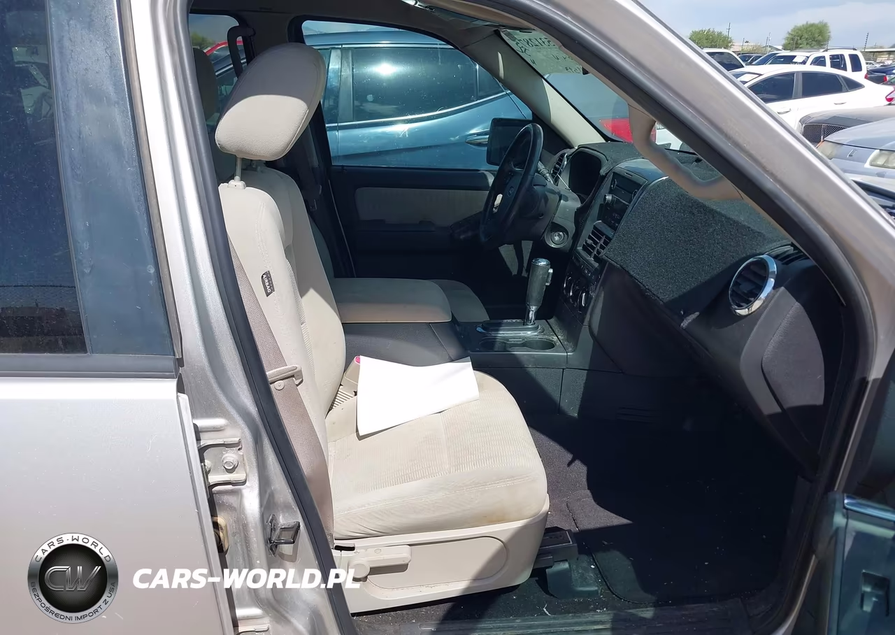 2008 Ford Explorer Xlt VIN:1FMEU73838UA20926 - 5