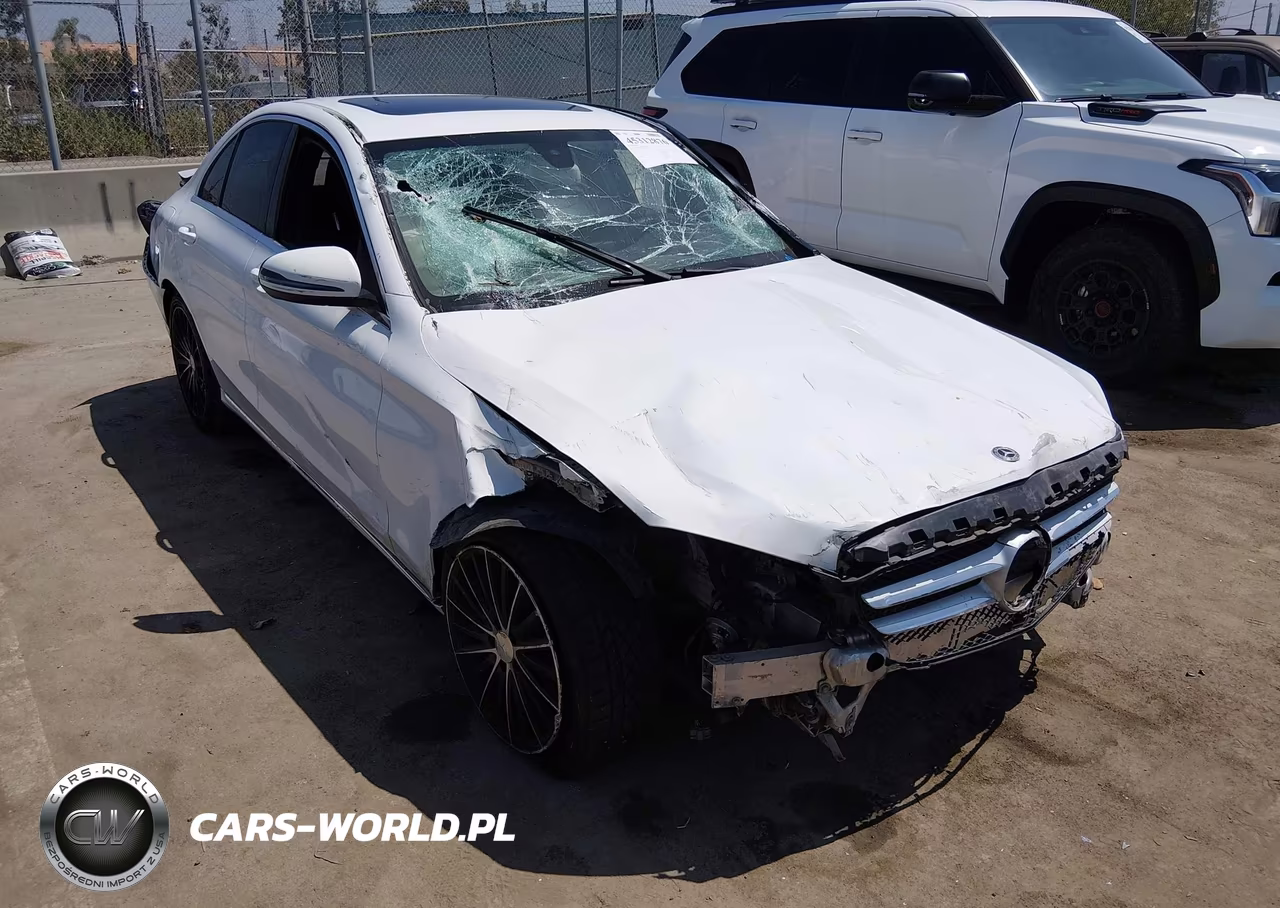 2018 Mercedes-Benz C 300