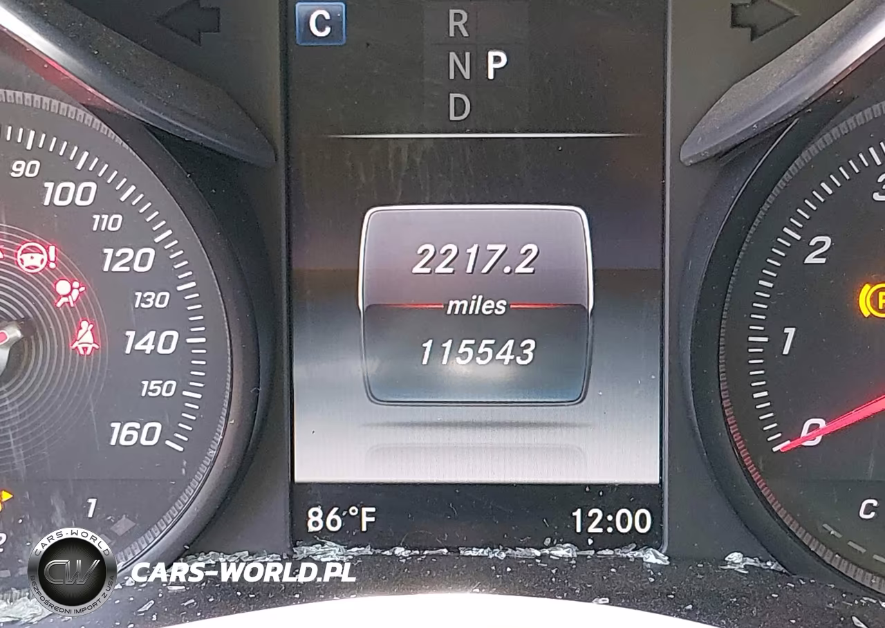 2018 Mercedes-Benz C 300 VIN:55SWF4JB4JU253940 - 15