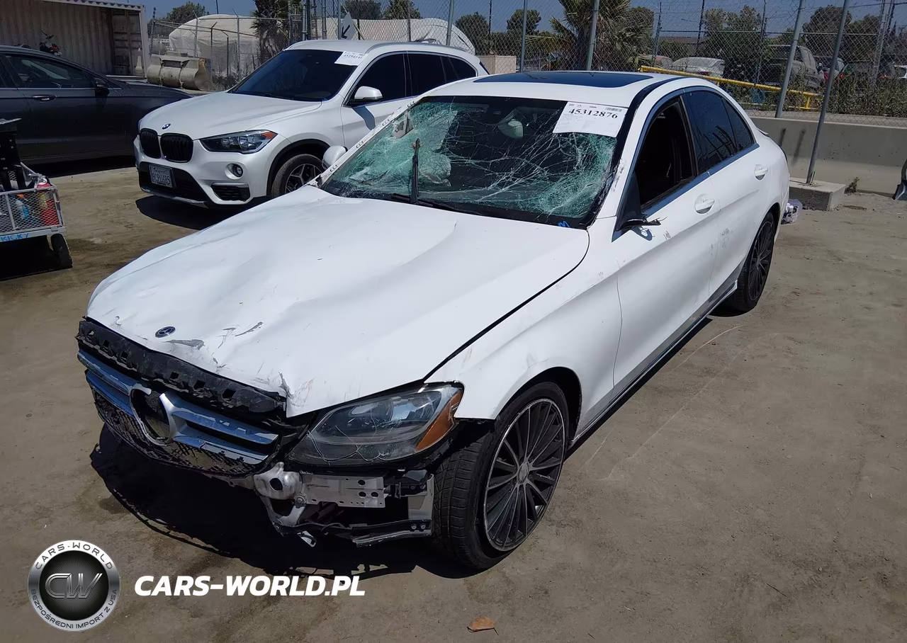 2018 Mercedes-Benz C 300 VIN:55SWF4JB4JU253940 - 2