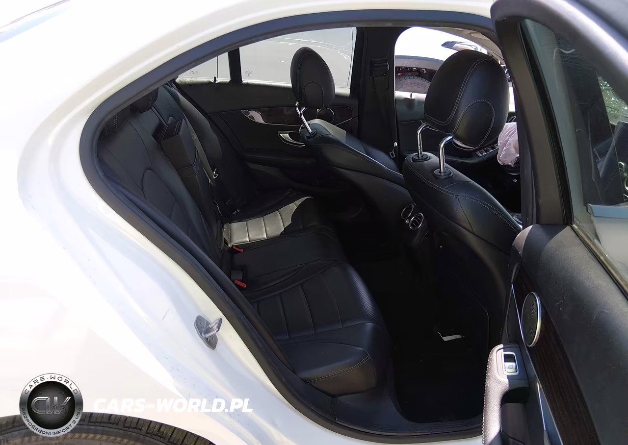 2018 Mercedes-Benz C 300 VIN:55SWF4JB4JU253940 - 8