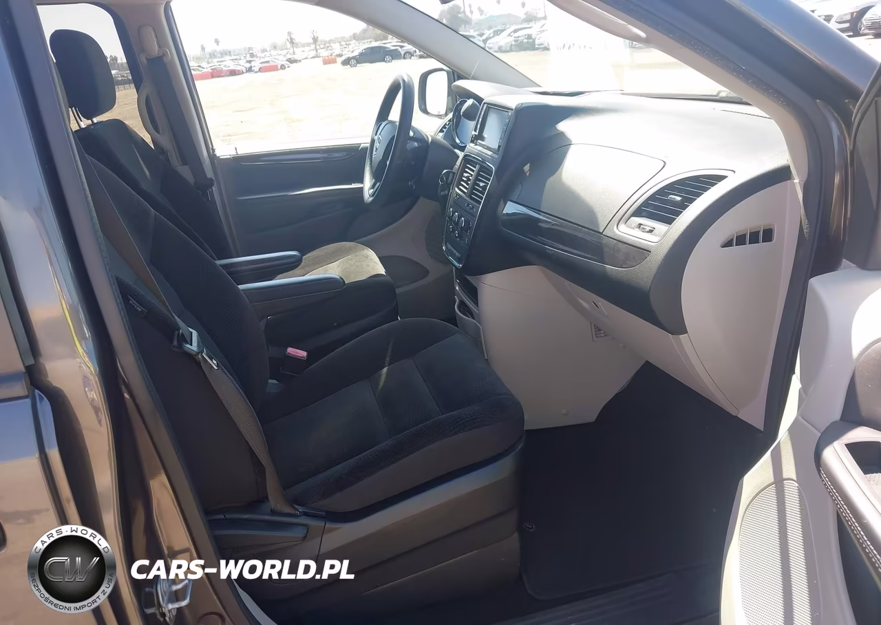 2018 Dodge Grand Caravan Se VIN:2C4RDGBG4JR296517 - 5
